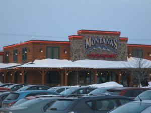 at Montanas for dinner